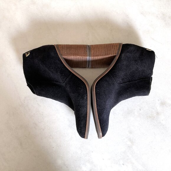 NWOT! New Lucky Brand Pellyon black suede ankle boot, brown chunky stacked heel - Picture 8 of 9